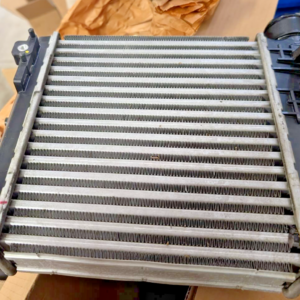 CHŁODNICA INTERCOOLERA 9675627980 - UŻYWANA - PEUGEOT 3008 HDI Diesel 1.5